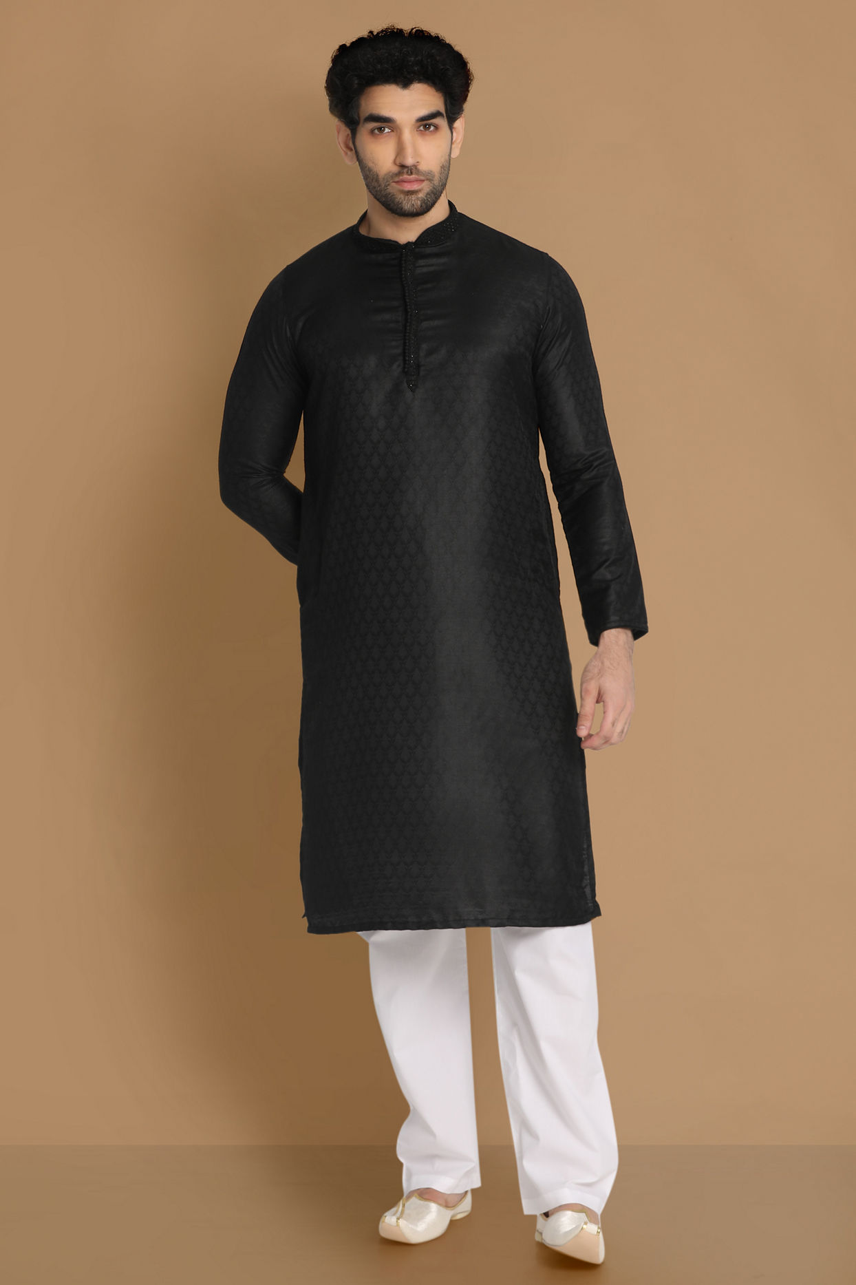 Black Self Design Kurta Pajama image number 1